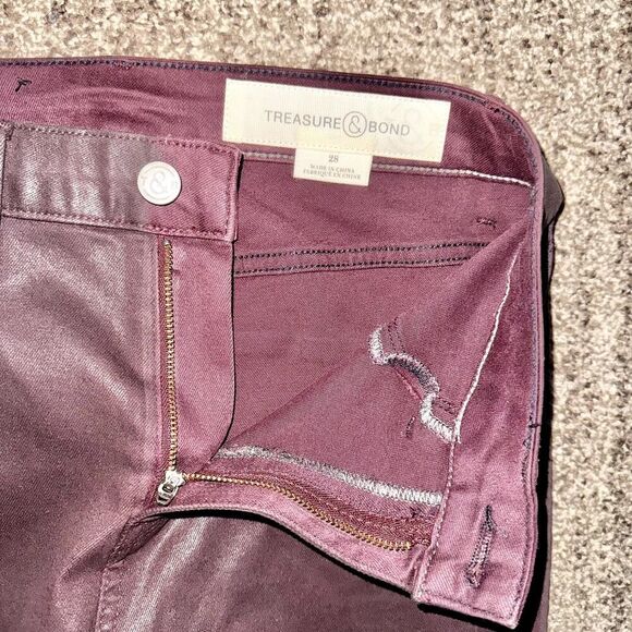 Treasure and Bond Women's Burgundy Coated High Rise Bootcut Jeans Size 28 - Picture 4 of 9